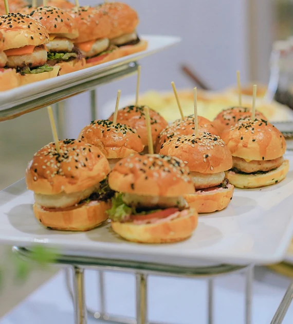 Un traiteur pour vos repas conviviaux